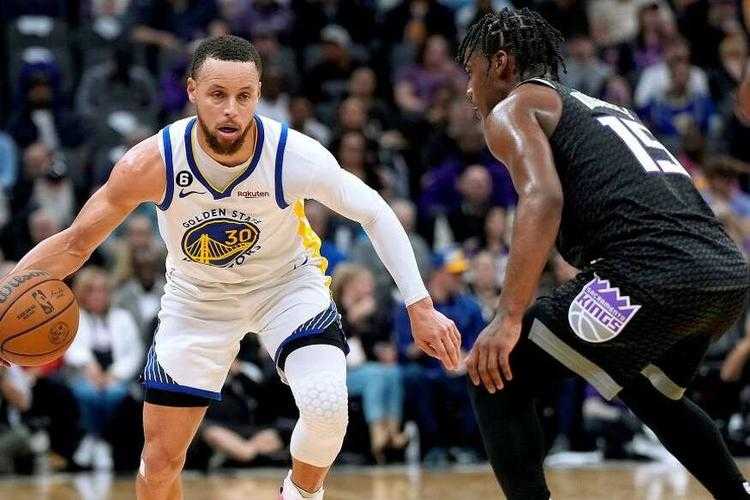 NBA直播:勇士vs国王 全场高清在线观看 2025最新对决