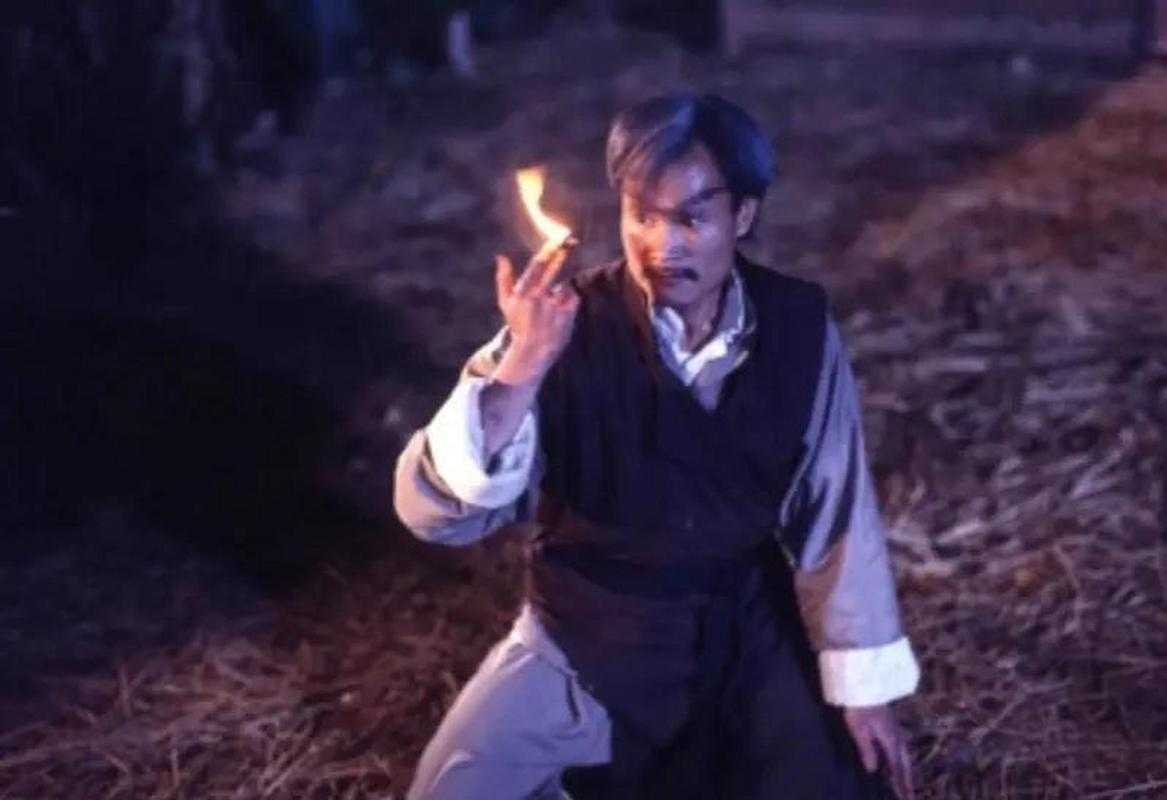 《一眉道人电影:林正英经典僵尸片高清在线观看》