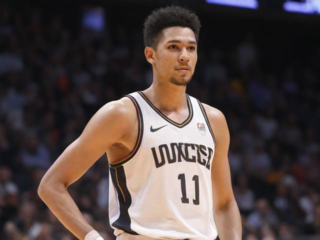 2022年NBA比赛高清回放全集：经典赛事一网打尽